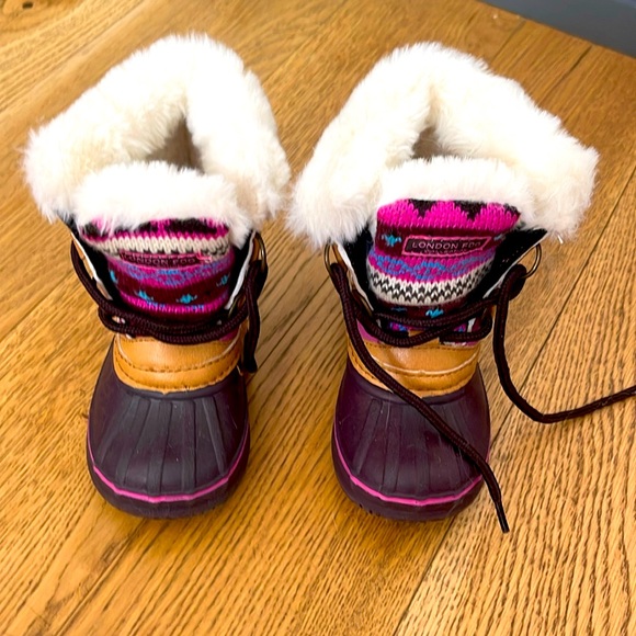 Toddler girl winter boots - Picture 1 of 5